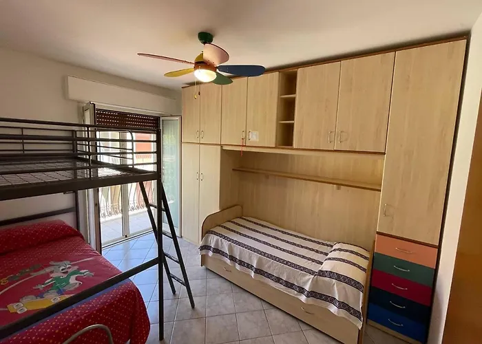 شقة - Vicino Al Mare, Lontano Dalla Ferrovia