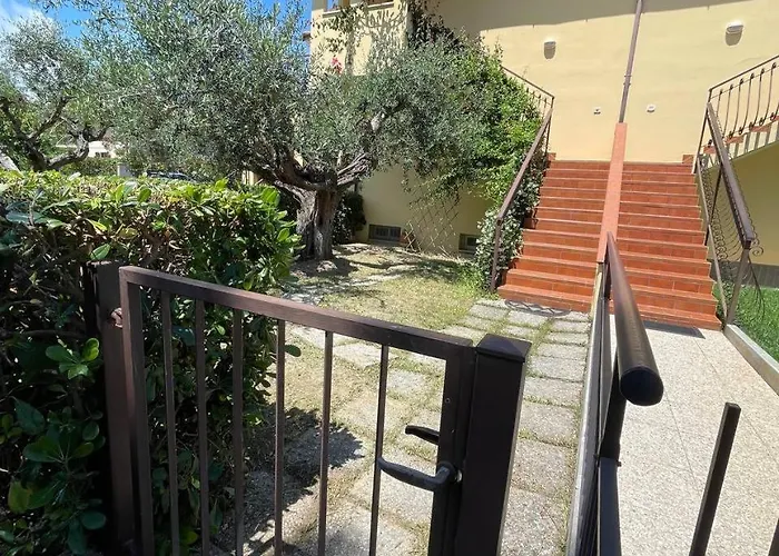 شقة - Vicino Al Mare, Lontano Dalla Ferrovia